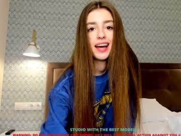 latina cam girl coy_amina image #734234