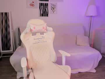 latina cam girl miavixxenn image #4687720