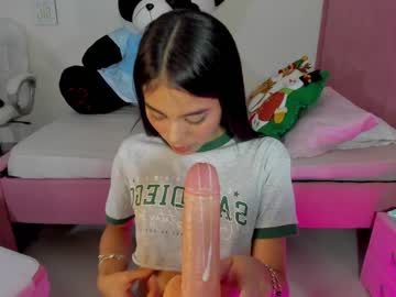 latina cam girl veroniqe_lounge image #368995