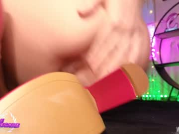 latina cam girl milf_lacey image #2683674