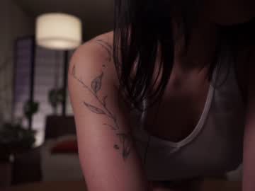 latina cam girl jadeperez_ image #4370784