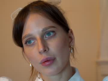 latina cam girl ellaa91 image #338761