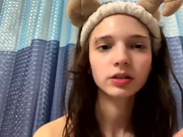 daintydarlingxoxo latina cam