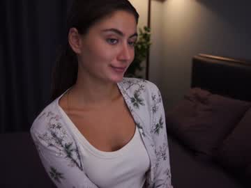 latina cam girl tessarosse_ image #3762475