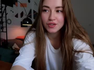 latina cam girl strawberryjamx image #3380611