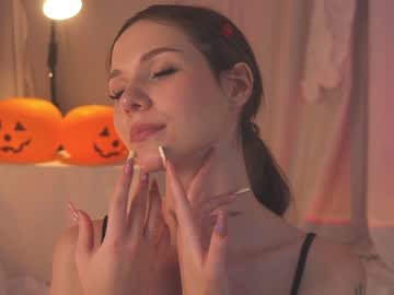 latina cam girl kateuwugirl image #3667412
