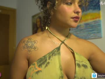 latina cam girl arletnoa image #3099083