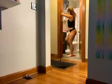 latina cam couple roxy1105 image #3695067