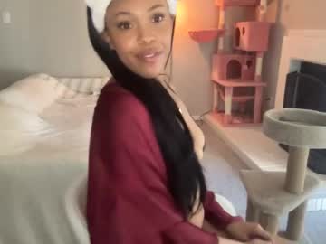 latina cam girl babytama444 image #2885374