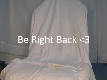 latina cam girl maggielovieee image #3173388