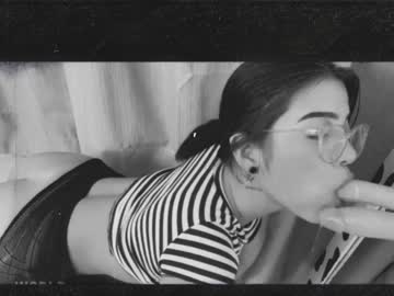 latina cam girl megan_world image #406035