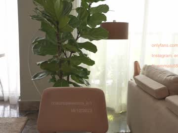 latina cam girl emma_lu1 image #3935779