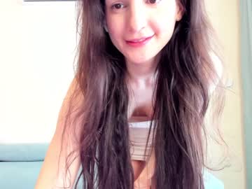 latina cam girl elaanna image #3465775
