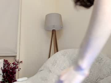 latina cam girl snowww_white image #3213026