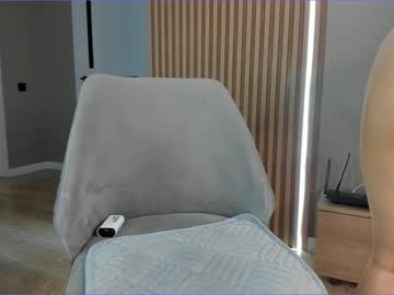 latina cam girl ji_yon_1 image #3790082