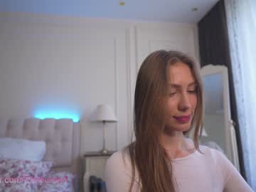 latina cam girl emilia98xxx image #1192661