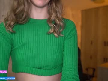 latina cam girl coyness_geneva image #2746393