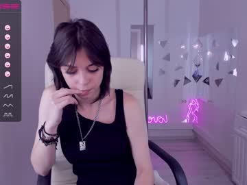 latina cam girl lily_ewing image #1877928