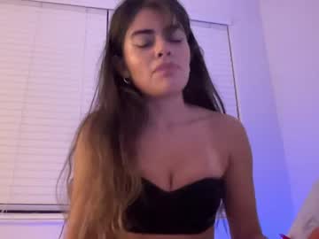 latina cam girl poutyselenaa image #4503503