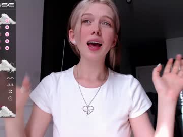 latina cam girl small_blondee image #1657440