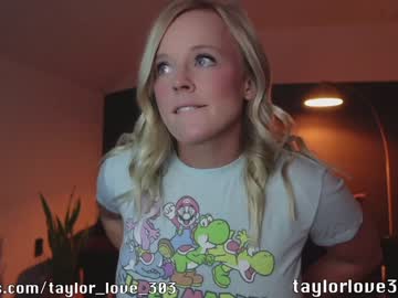 latina cam girl taylor_love_303 image #2650173