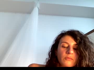 latina cam girl annareyle image #1165951