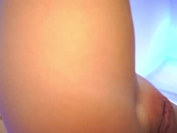 latina cam girl eva_fashionista image #2982768