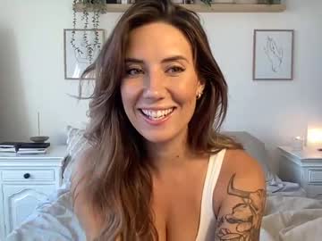 latina cam girl taylorslittlekingdom image #4394216