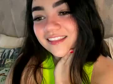 latina cam girl annatigarr image #4032074