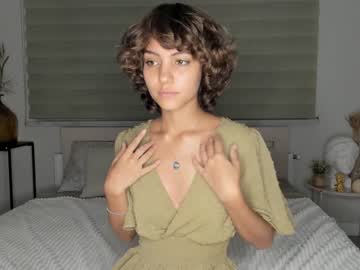 latina cam girl lenaelisabeth image #3677505