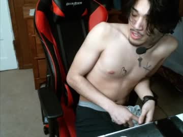 latina cam man thewombbroom image #790419