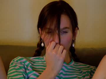 latina cam girl ellaa91 image #1750550