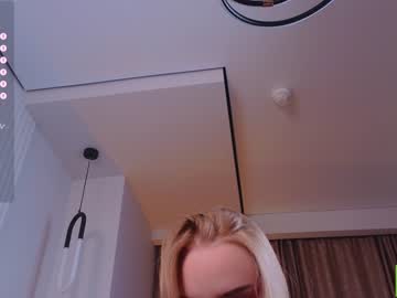 latina cam girl lissa_meooow image #4503546