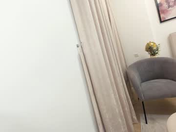 latina cam girl ehotlovea image #3659700