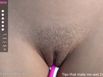 latina cam girl dovia image #1871476