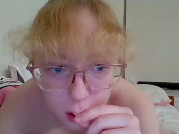 latina cam girl blonde_katie image #4229581