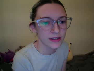 anyalatelyy latina cam