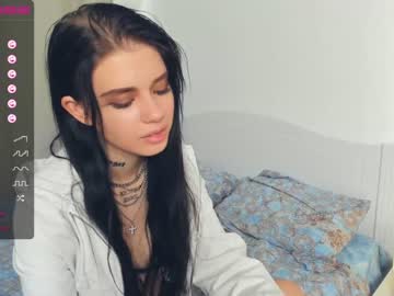 latina cam girl elfas_cute image #3174743