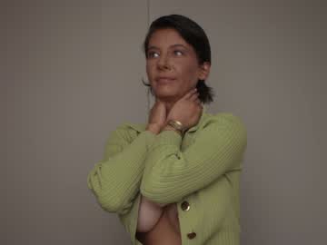 latina cam girl visualedge image #770032