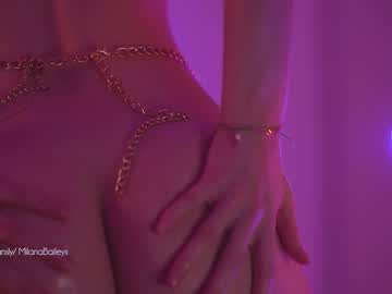 latina cam girl milanabaileys image #3942106