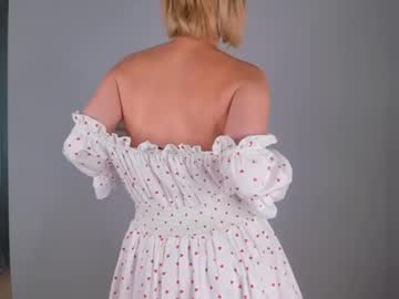 latina cam girl moiragabriel image #4653545