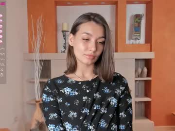 briggya_cut latina cam