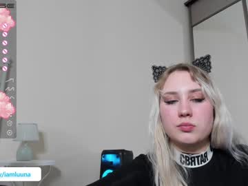 latina cam girl mxxnsxsul image #1998019
