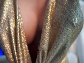 latina cam girl xoxo_emma image #1490165