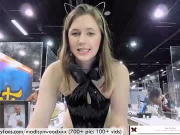latina cam girl madisynwood image #1114388