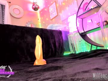 latina cam girl milf_lacey image #2298571