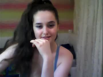 latina cam girl emmika_ image #907863