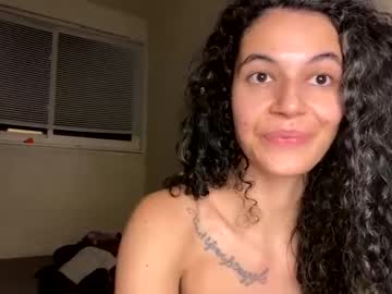 latina cam couple caszmere_kitty image #3943667