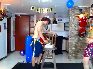 latina cam man sextwinksx image #3769304