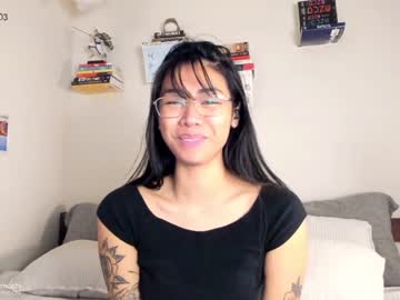 latina cam girl mayamochi image #479640